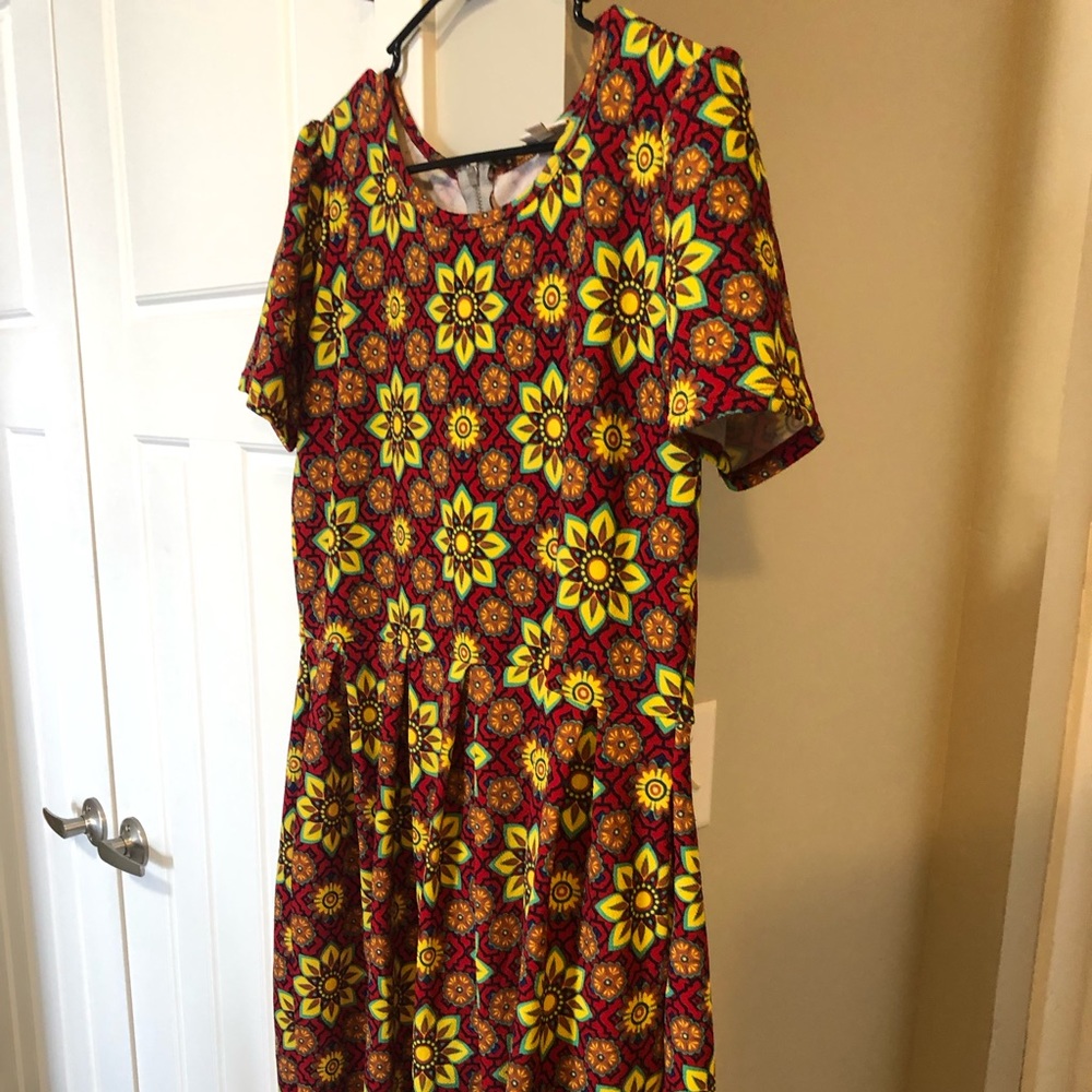 LuLaRoe Amelia 2XL